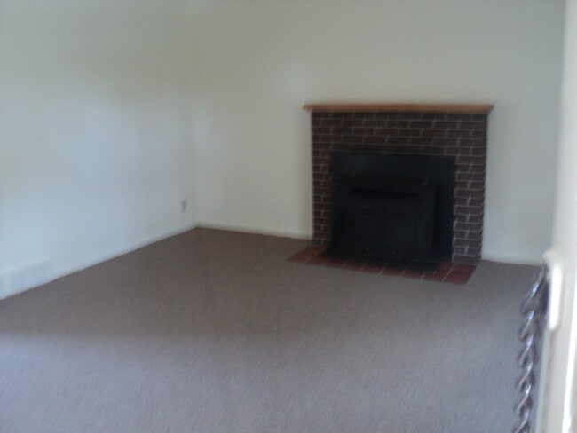 Building Photo - 2910 Pennsylvania Ave Rental