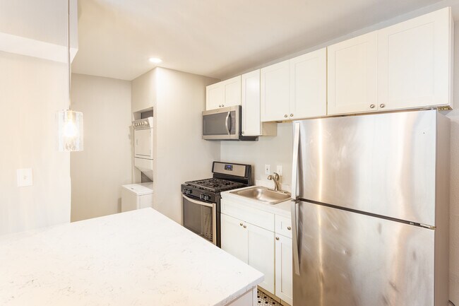 Photo - 4810 Live Oak St