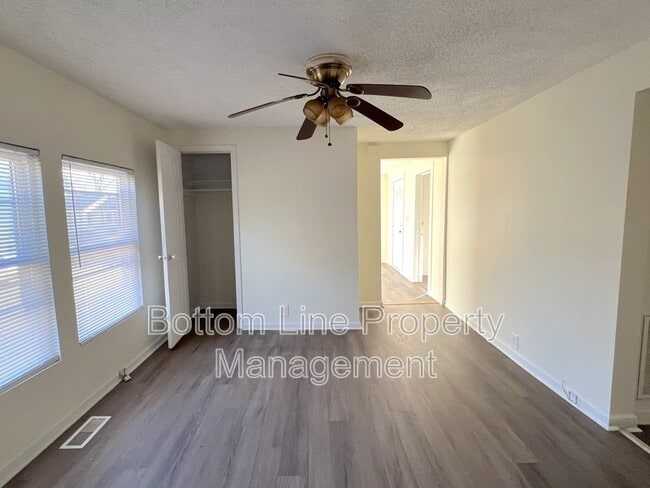 Photo - 118 Nat Barber Ave