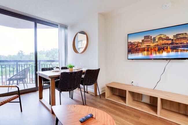 Photo - 801 15th St S Unidad SI FL4-ID1022433P