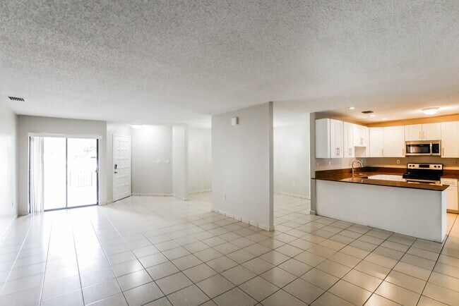 Photo - 10724 SW 144th Ct