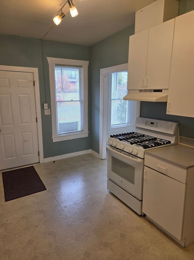 Photo - 2653-2655 NW 59th Unidad 2653