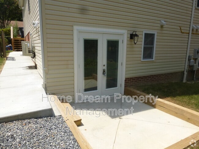 Building Photo - 11603 Silverleaf Ln Rental