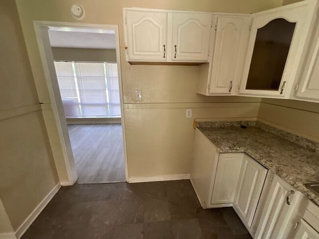 Photo - 3024 Oak Forest Dr