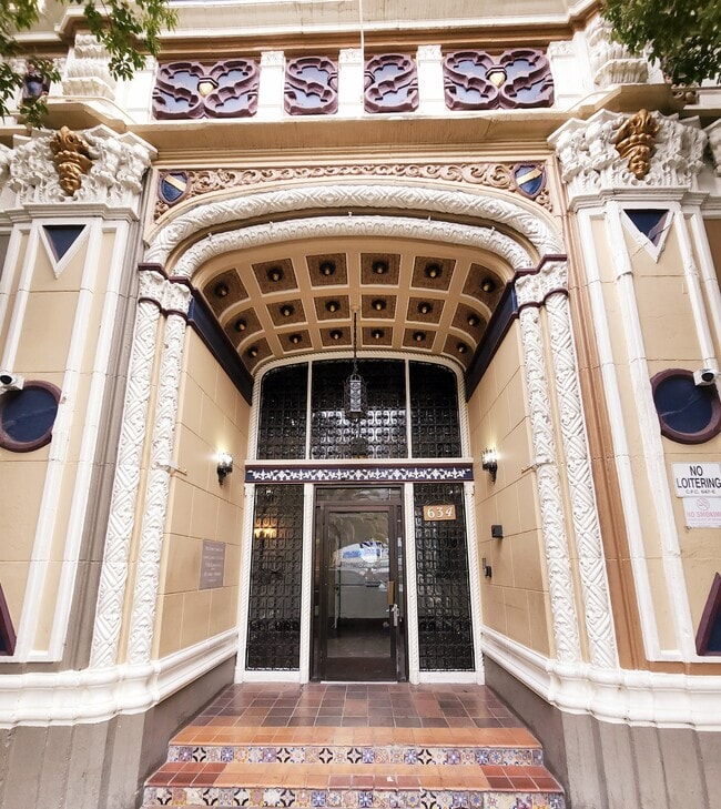 Photo - Claridge Apartments