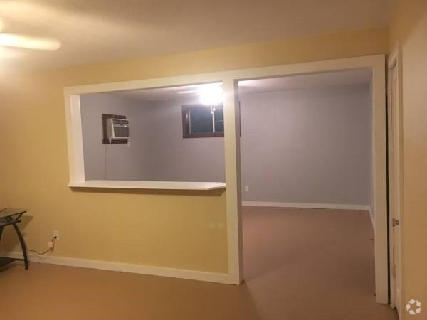 Building Photo - 1218 Spring St Rental