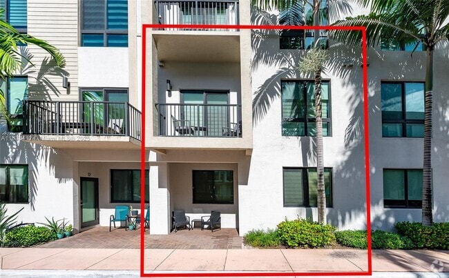 Building Photo - 4740 NW 84th Ct Unit 13 Rental