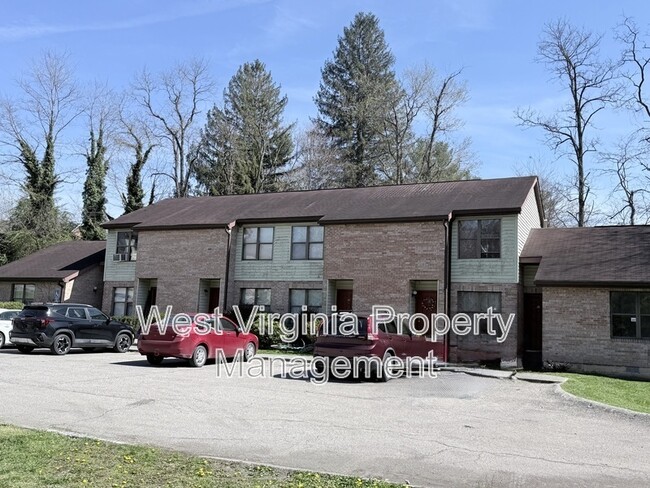 Building Photo - 82 Beagle Club Rd