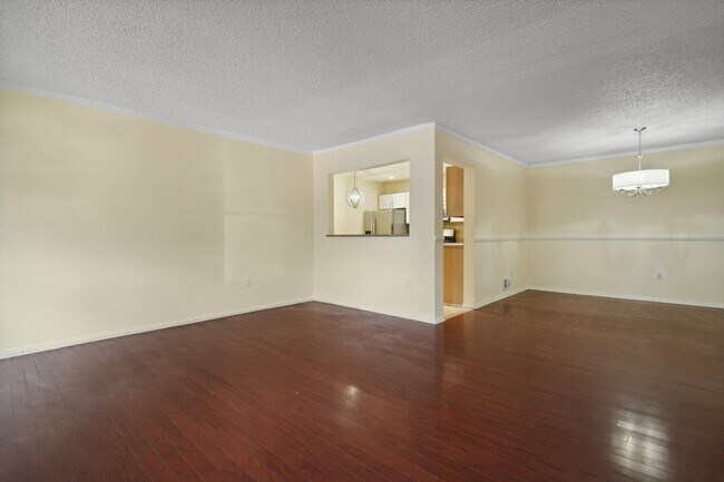 Photo - 14 Walnut St