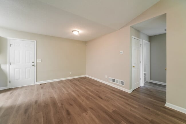 Photo - 8889 Timmons Cir