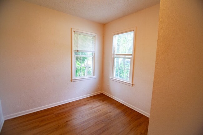 Photo - 1606 S Martinson St