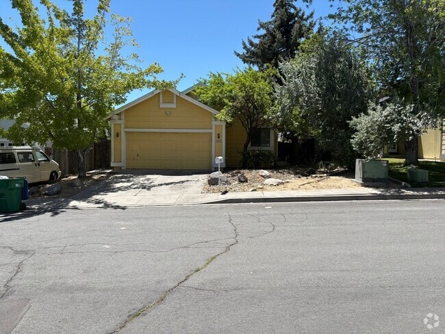 Building Photo - PERGOLA - COVERED PATIO - FENCED BACKYARD ... Rental