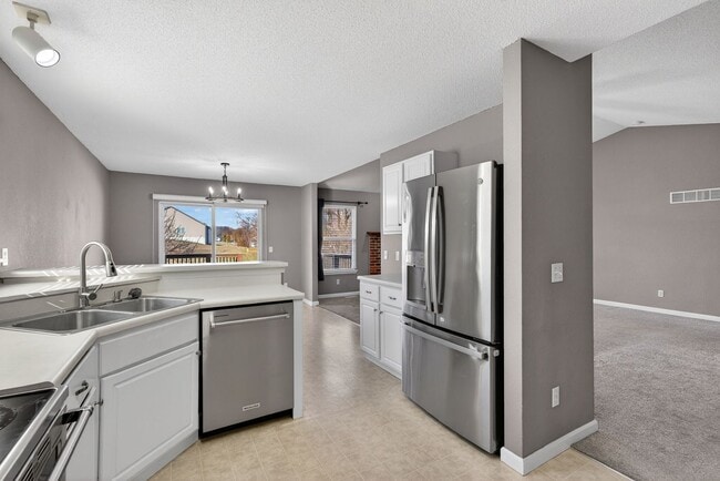 Photo - Beautiful 3 Bedroom, 3 Bath Single-Family Home in Wentzville