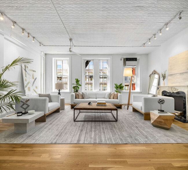 Building Photo - 508 Broadway Rental