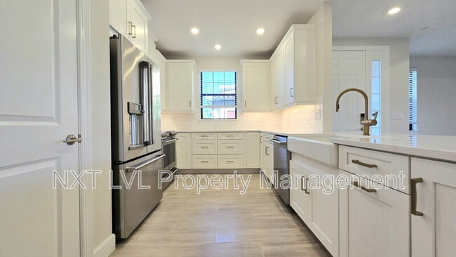 Photo - 15319 Lucerna St