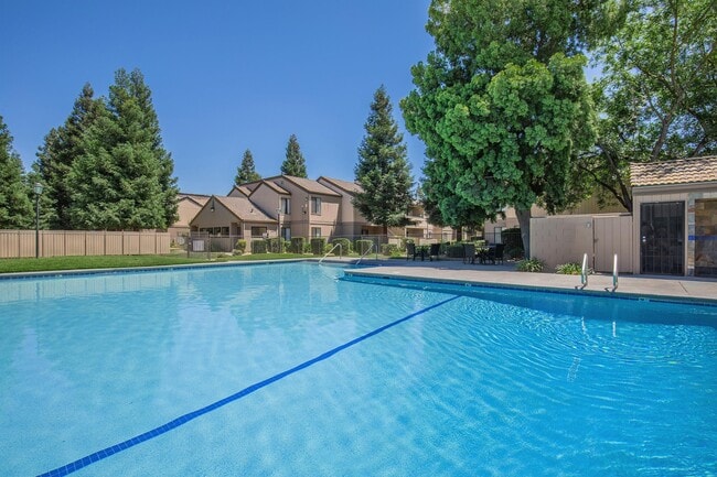 Photo - Renaissance Apartments