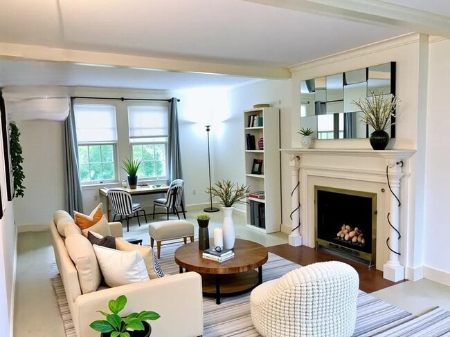69 Undine Rd