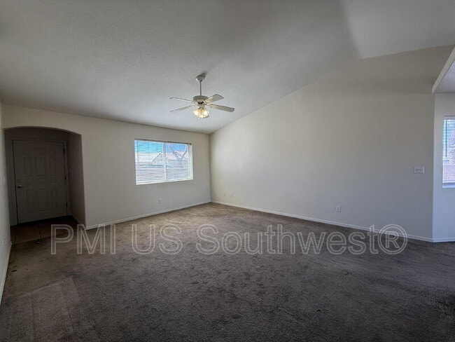 Photo - 1605 E Rinaldi Way