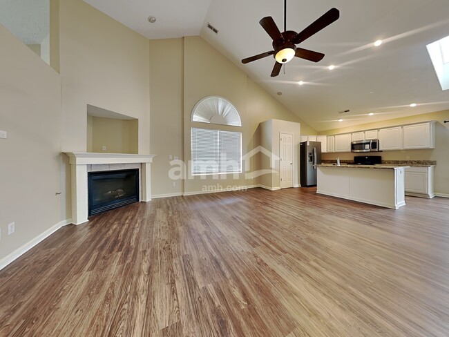 Photo - 6845 Watergreen Ct