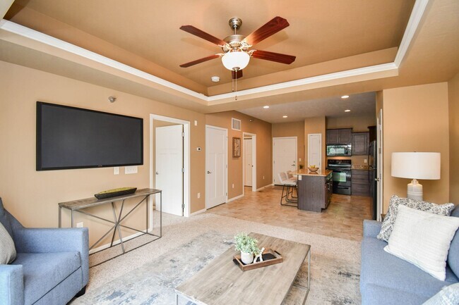 Building Photo - 7438 S Louise Ave Unit e991b10f-042b-11ec-8ea3-12b1b11edce7 Rental