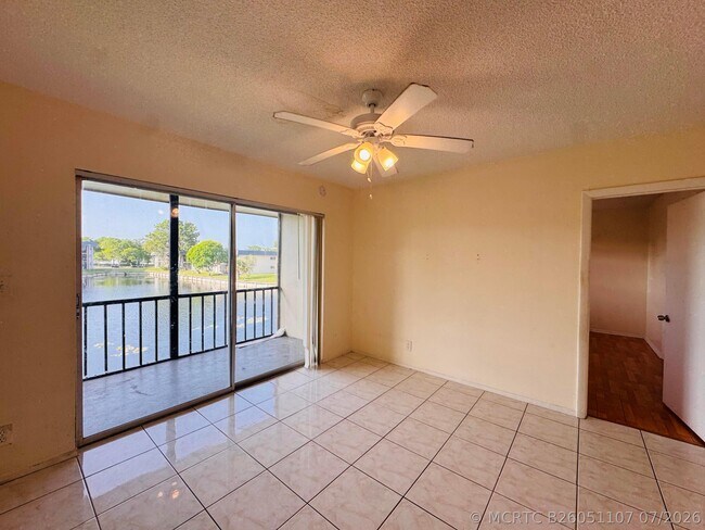 Photo - 8025 S Colony Cir Unit 203