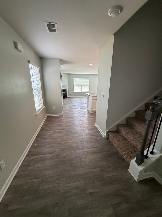 Photo - 5033 Pratt Dr