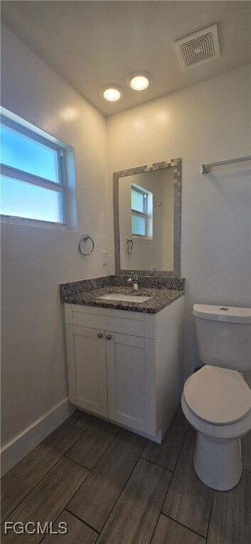 Photo - 910 SW 7th Ct