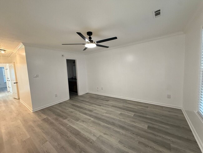 Photo - Freshly Updated 2/2 Townhome