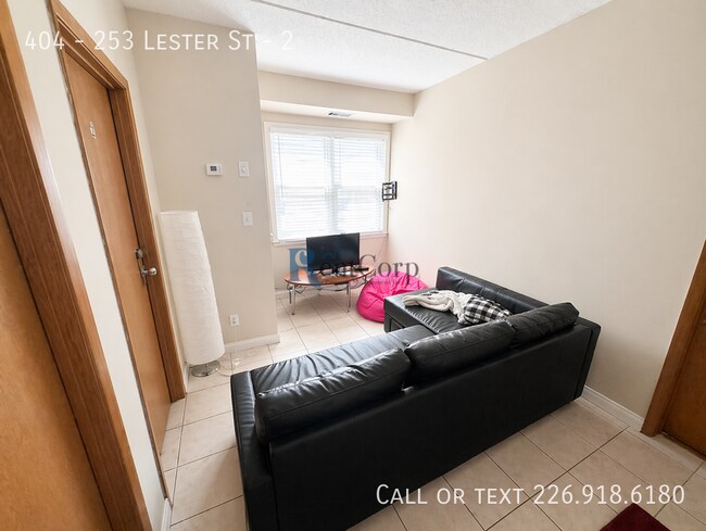 Photo - 253-253 Lester St Unit 2