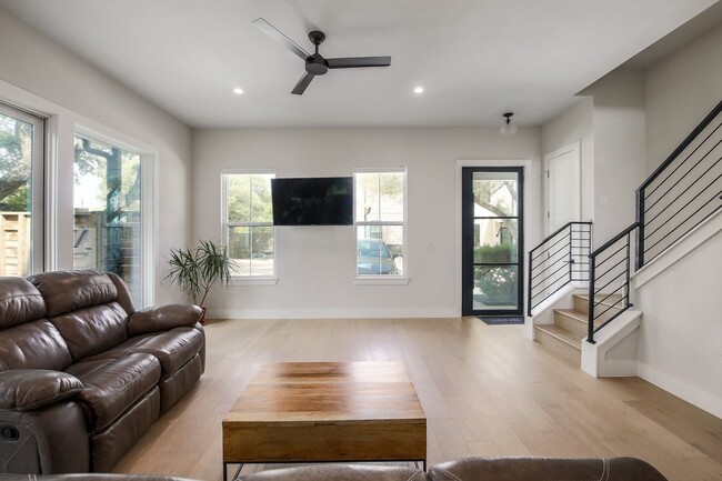 Photo - 4808 Duval Rd #52