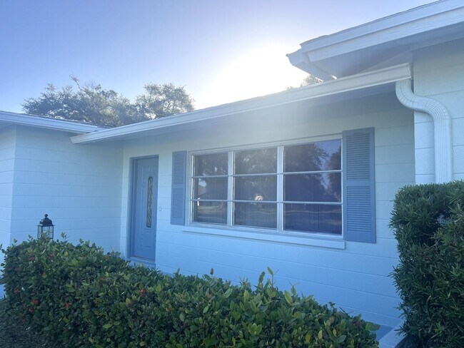 Photo - 2BR/2BA Single Family Venice Gardens Home