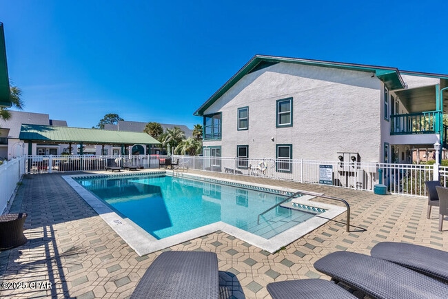 Building Photo - 7813 N Lagoon Dr Unit 4H
