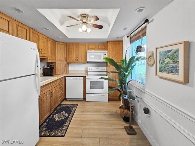 Building Photo - 1700 Pine Valley Dr Unit 118