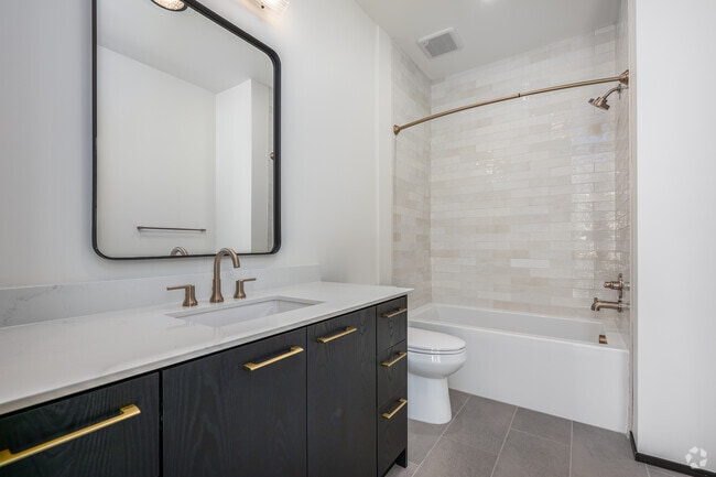 2BR, 2BA - 1061SF - First Bathroom
