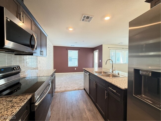 Photo - 2662 Champagne Gold Ave Townhome