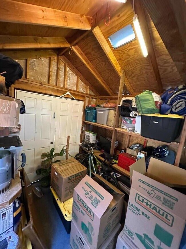 Photo - 3833 Donner St House