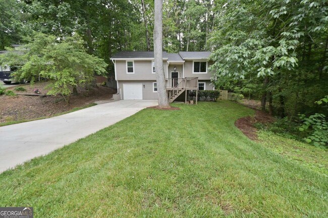 Building Photo - 459 Ridgetop Dr NW