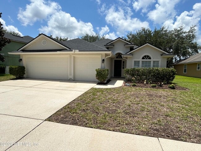 Building Photo - 13916 Fish Eagle Dr E