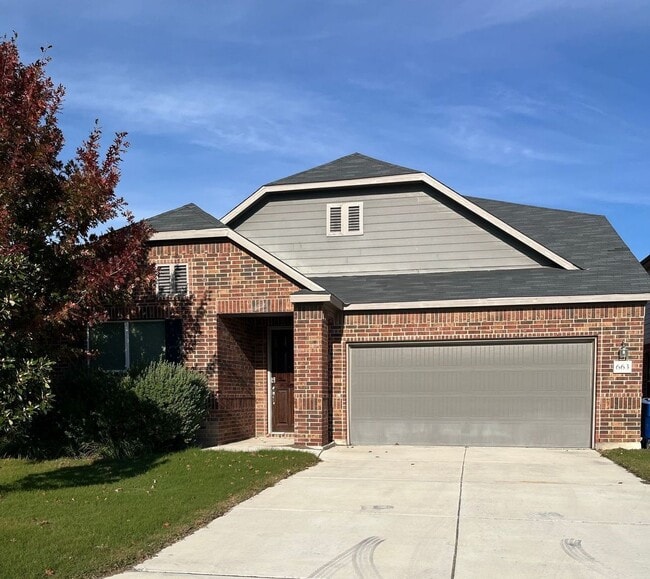 Photo - 663 Pebble Bend