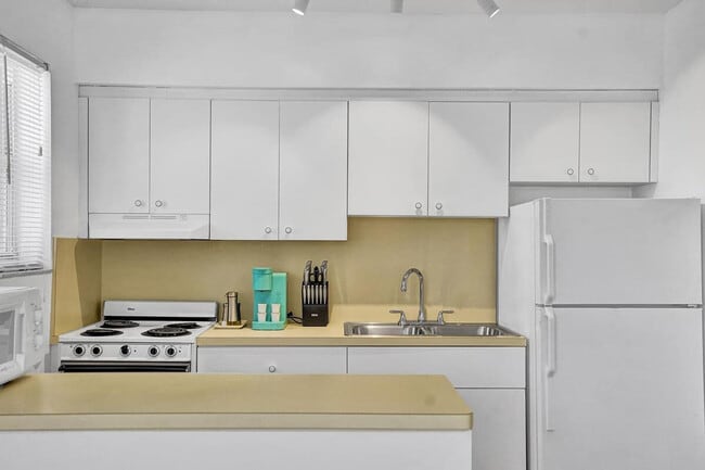 Photo - 851 N Surf Rd Unit SI ID1312661P