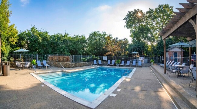 Photo - MAA Lakepointe