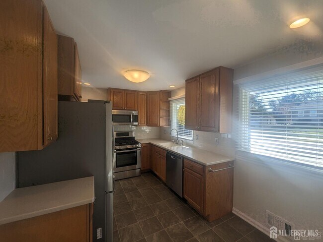 Photo - 6 Hillside Ave