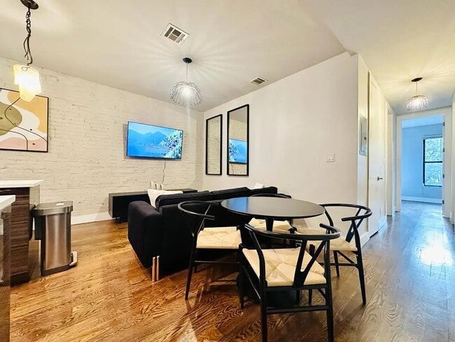 Furnished room/NOT APARTMENT