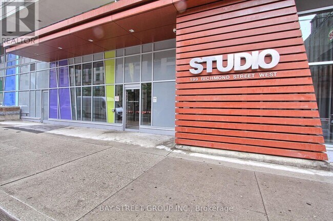 Photo - 199 Richmond St W Unit 517