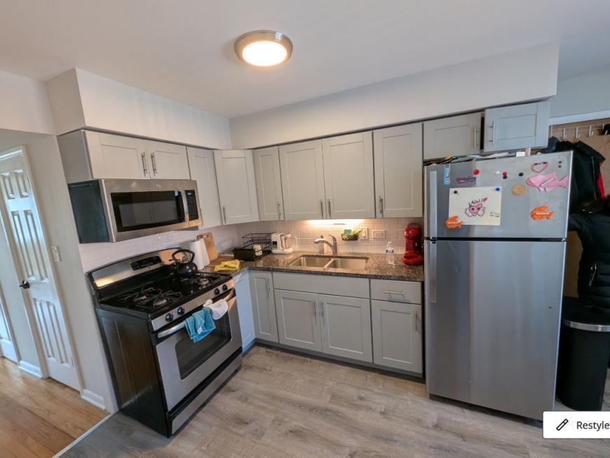 2 bedroom in Schiller Park IL 60176 - 2 bedroom in Schiller Park IL 60176 Unit 2E