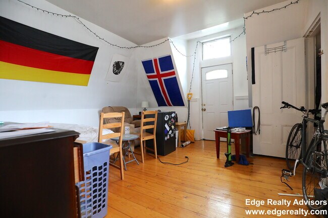 18 Murdock St Unit 5