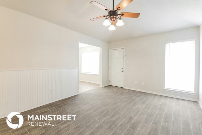 Photo - 200 Brook Cir