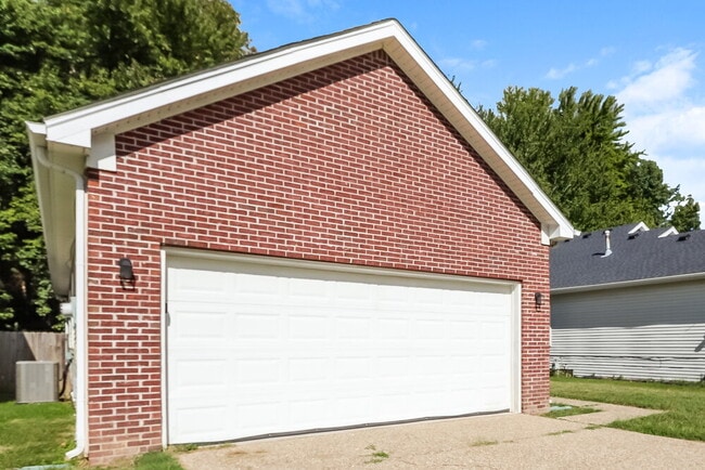 Photo - 11109 Meadow Chase Ct