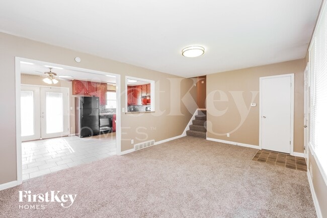 Photo - 4837 Overton Ave