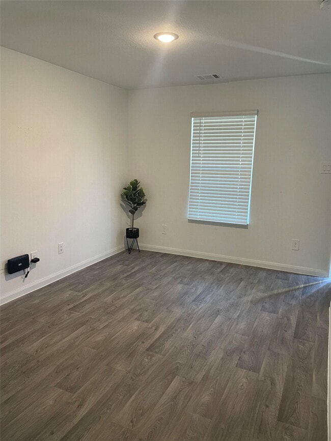 Photo - 9718 Marie Vlg Ct